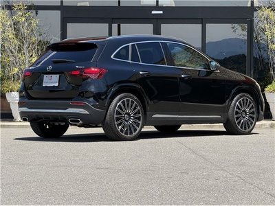 MERCEDES-BENZ GLA - 3