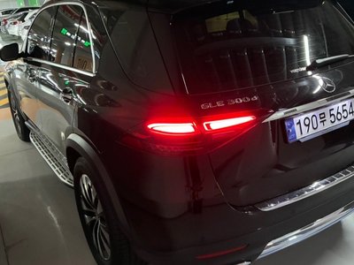 MERCEDES-BENZ GLE - 7