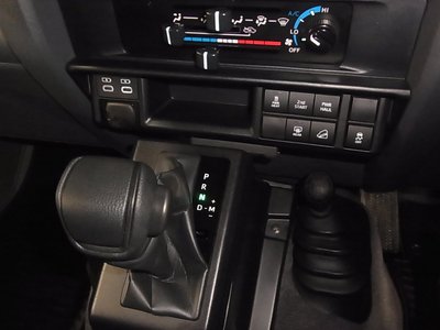 2024 Toyota LAND CRUISER 70 缩略图 31