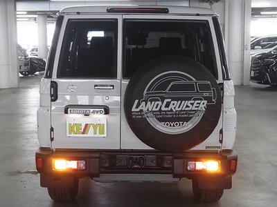 2024 Toyota LAND CRUISER 70 photo 10