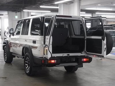 2024 Toyota LAND CRUISER 70 缩略图 21