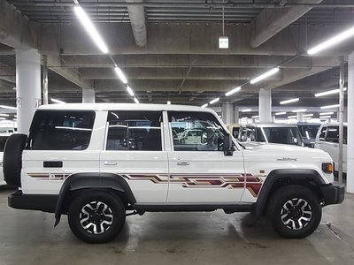 2024 Toyota LAND CRUISER 70 缩略图 12
