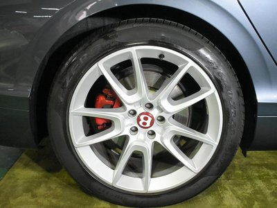 BENTLEY FLYING SPUR - 7