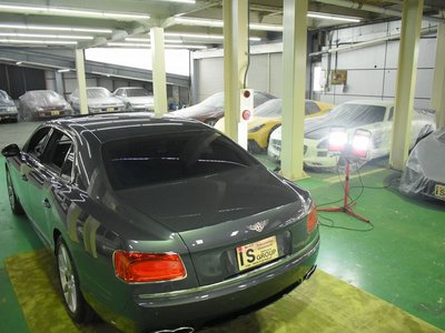 BENTLEY FLYING SPUR - 2