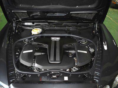 BENTLEY FLYING SPUR - 4