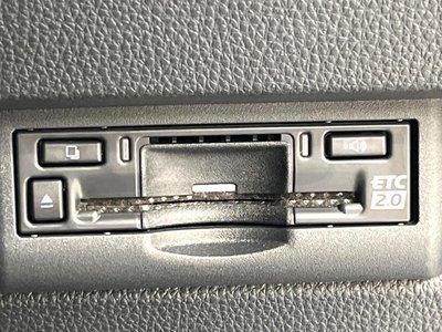 TOYOTA LAND CRUISER - 9