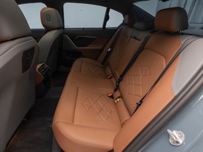 BMW 5 SERIES - 10