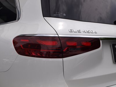 2025 Mercedes-BENZ GLS 缩略图 68