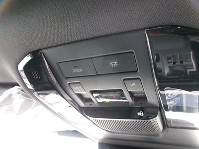 2025 Toyota LAND CRUISER 250 thumbnail 37