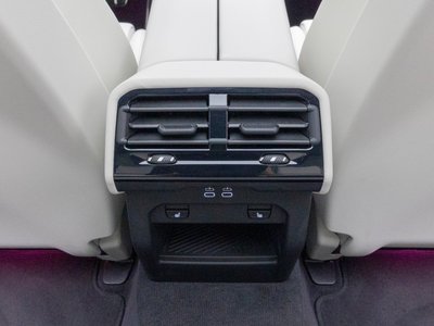 2026 BMW 5 SERIES 缩略图 19