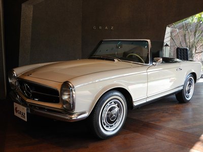 MERCEDES-BENZ SL - 10
