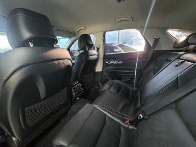 صورة 9 لـ 2021 Genesis GV70