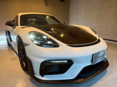 PORSCHE 718 CAYMAN