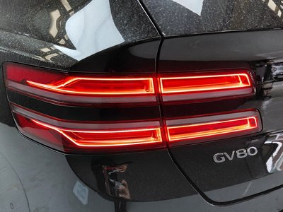 GENESIS GV80 - 10