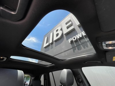 MERCEDES-BENZ GLB - 6