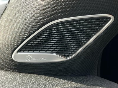 MERCEDES-BENZ GLB - 8