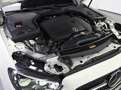 MERCEDES-BENZ E-CLASS - 7