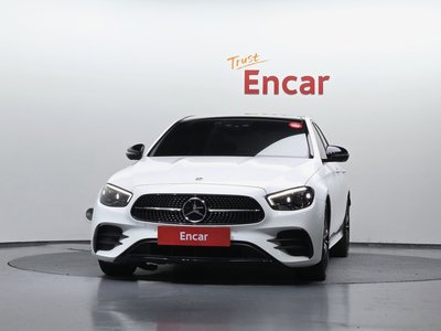 MERCEDES-BENZ E-CLASS - 2