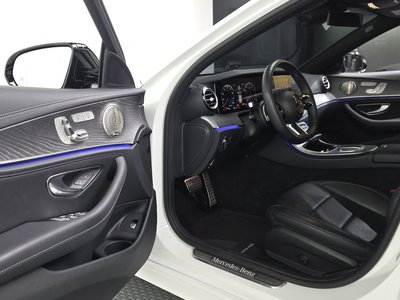 MERCEDES-BENZ E-CLASS - 10