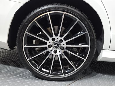 MERCEDES-BENZ E-CLASS - 6