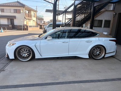 LEXUS LS - 5