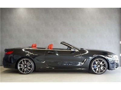 2022 BMW 8 SERIES photo 10