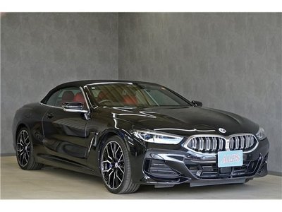 2022 BMW 8 SERIES photo 4