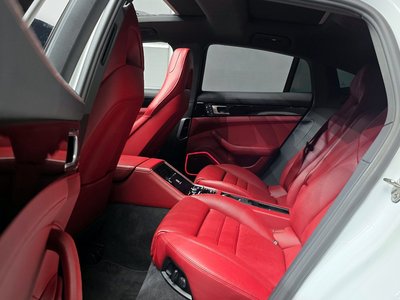 2022 Porsche PANAMERA thumbnail 18