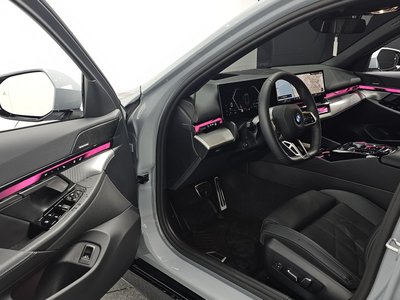 صورة مصغرة 17 لـ 2025 BMW 5 SERIES