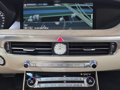 2020 Genesis G90 thumbnail 35
