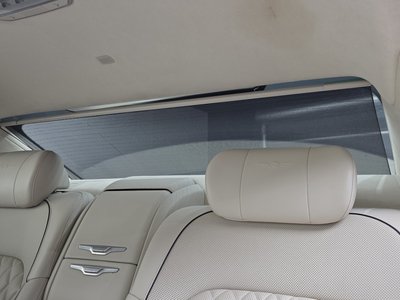 2020 Genesis G90 thumbnail 25