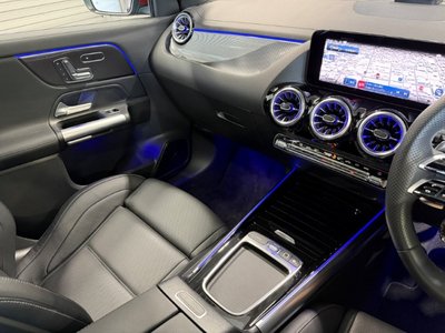 2025 Mercedes-BENZ GLA AMG 缩略图 21
