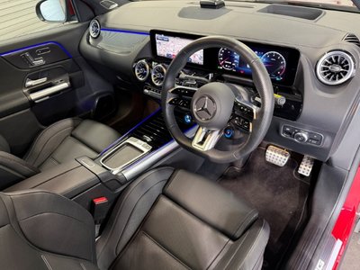 2025 Mercedes-BENZ GLA AMG 缩略图 19