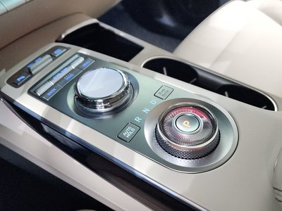 صورة مصغرة 12 لـ 2021 Genesis GV70