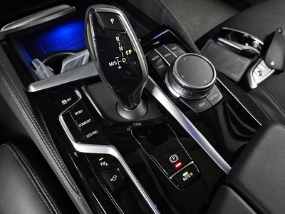 2021 BMW 5 SERIES — миниатюра 13