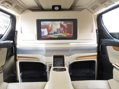 TOYOTA ALPHARD - 4