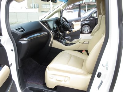 TOYOTA ALPHARD - 8