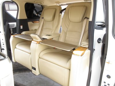 2018 Toyota ALPHARD — миниатюра 12
