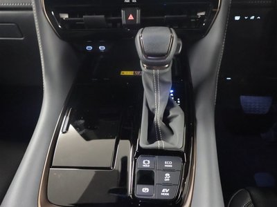 صورة 18 لـ 2025 Toyota ALPHARD