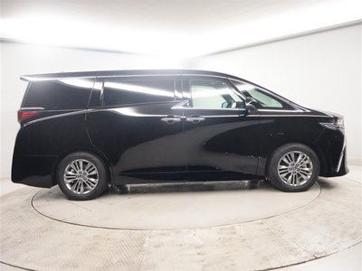 صورة 2 لـ 2025 Toyota ALPHARD