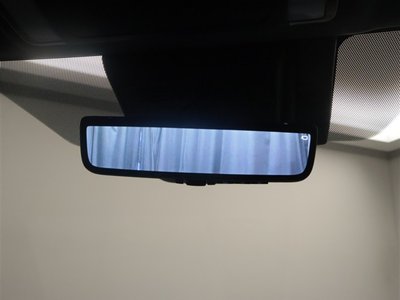 صورة 13 لـ 2025 Toyota ALPHARD
