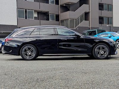 MERCEDES-BENZ E-CLASS WAGON - 2