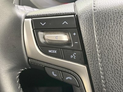 صورة مصغرة 49 لـ 2023 Toyota LAND CRUISER PRADO