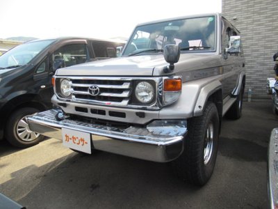 TOYOTA LAND CRUISER 70