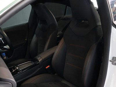 MERCEDES-BENZ CLA - 5