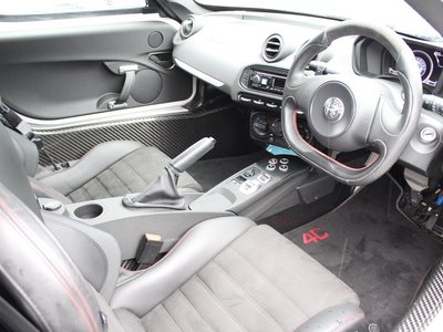صورة 5 لـ 2018 ALFA Romeo 4C