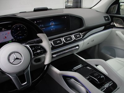 صورة مصغرة 40 لـ 2024 Mercedes-BENZ GLS MAYBACH