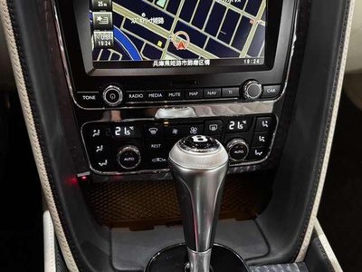 صورة 10 لـ 2016 Bentley CONTINENTAL