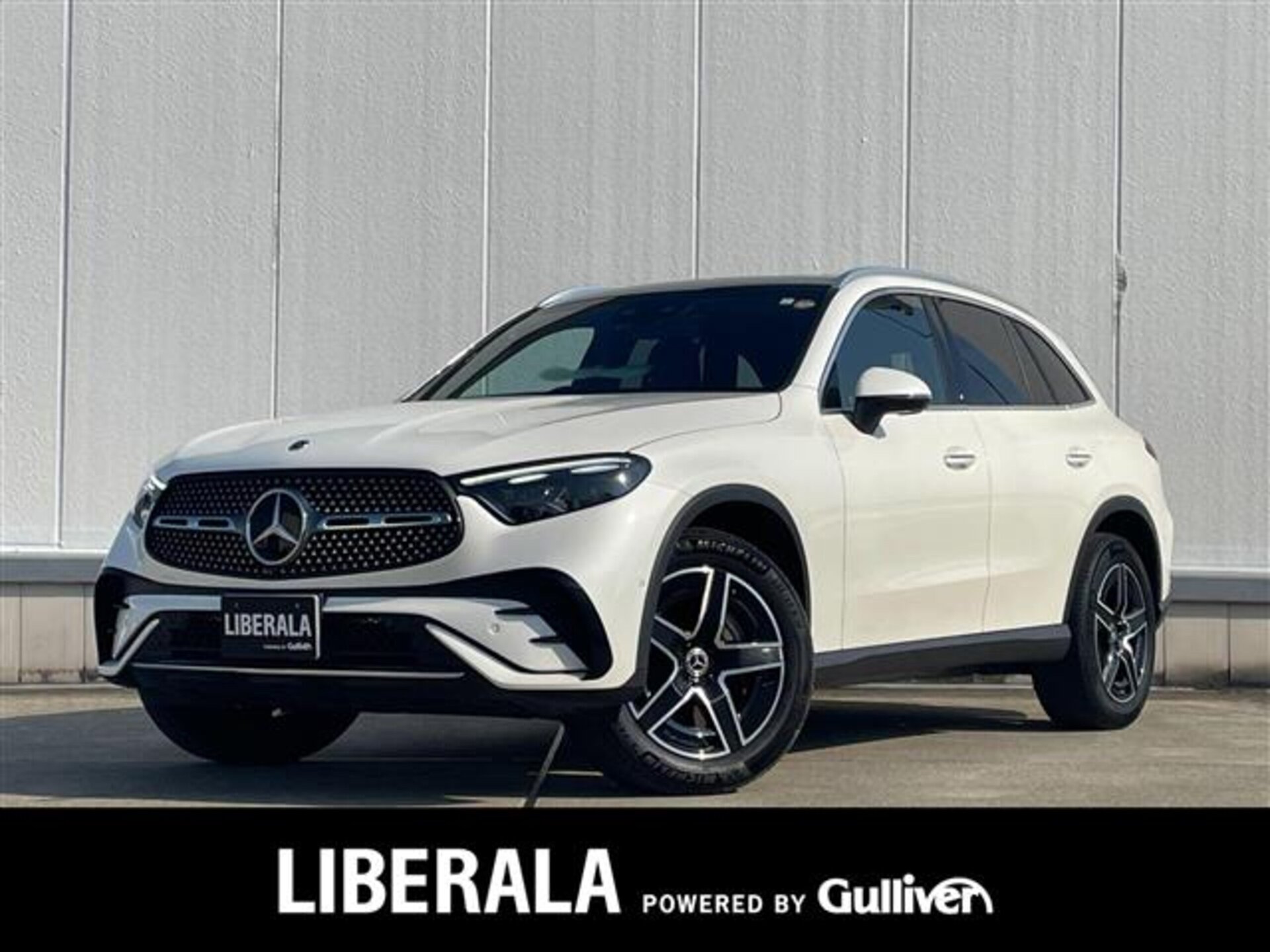 MERCEDES-BENZ GLC - View 1