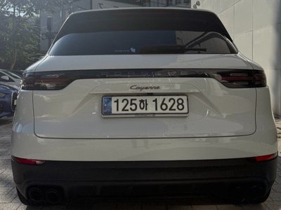 PORSCHE CAYENNE - 4